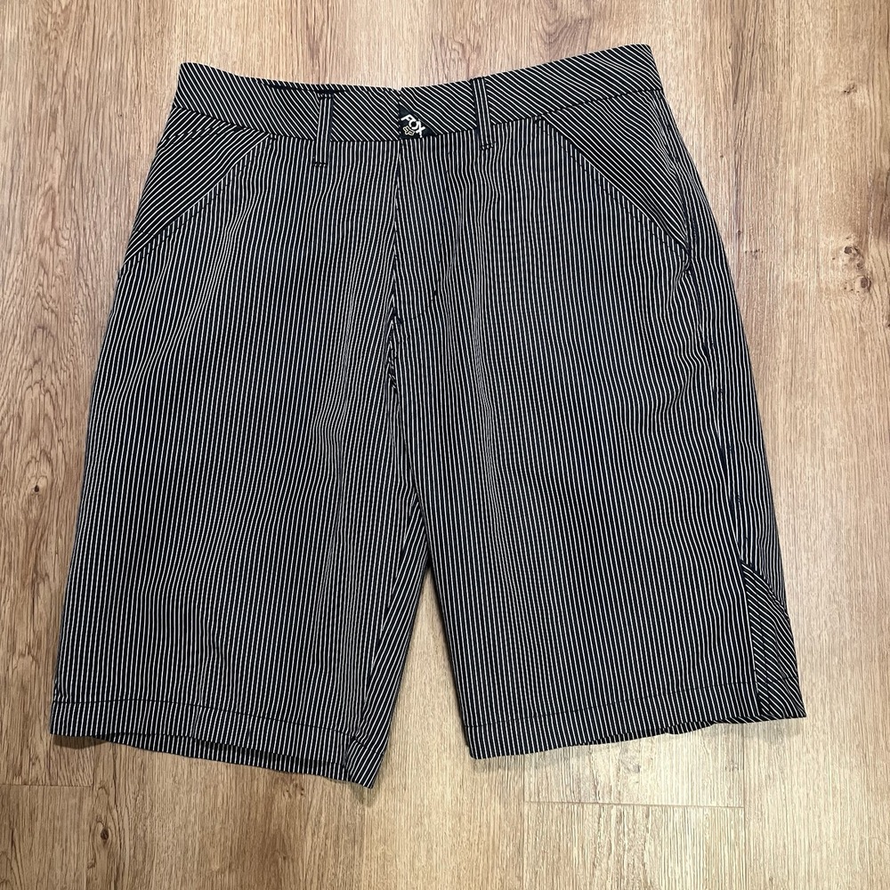 Fox Racing Men's Pinstripe Walking Shorts Size 34 Black White Skate BMX Y2K